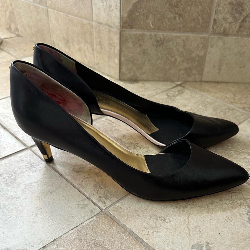 Black high heel shoes